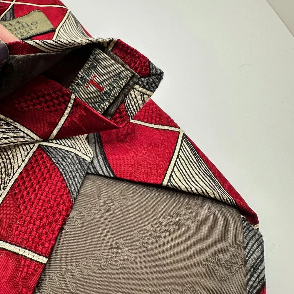 Robert Talbott Studio Silk Tie Red Grey Geometric Harlequin‎ Carmel Valley USA